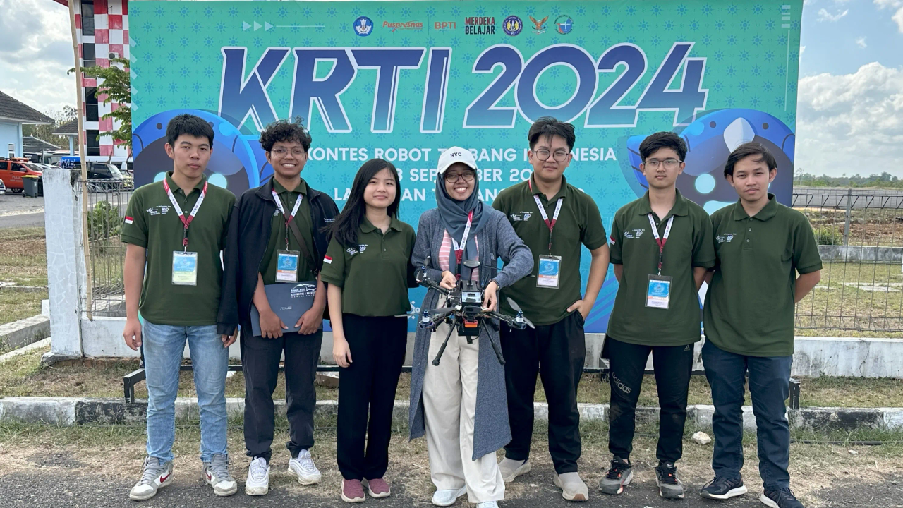 The AeroBASE team at Lanud Gading, Yogyakarta competing in the VTOL category at KRTI 2024